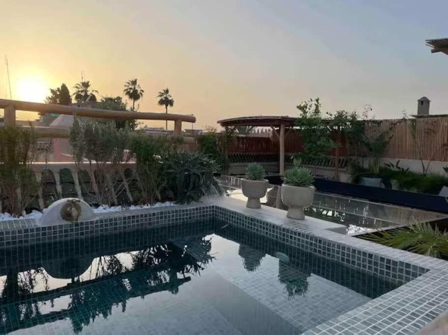 Riad Ptit Kech, Bassin Terrasse - Petits Dejeuners 马拉喀什 外观 照片