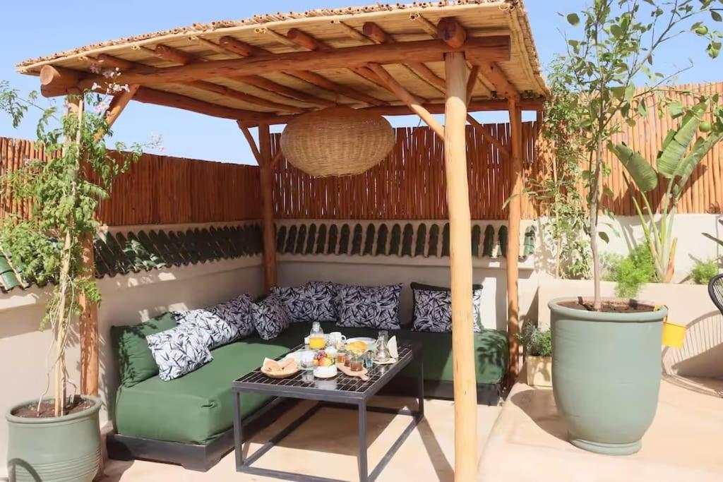 Riad Ptit Kech, Bassin Terrasse - Petits Dejeuners 马拉喀什 外观 照片