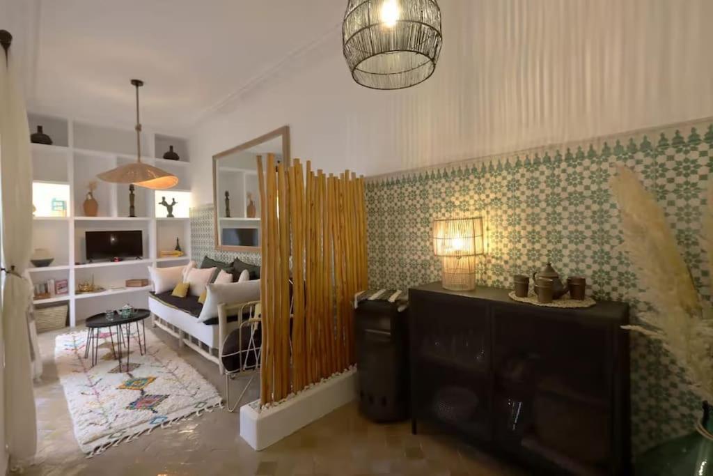 Riad Ptit Kech, Bassin Terrasse - Petits Dejeuners 马拉喀什 外观 照片
